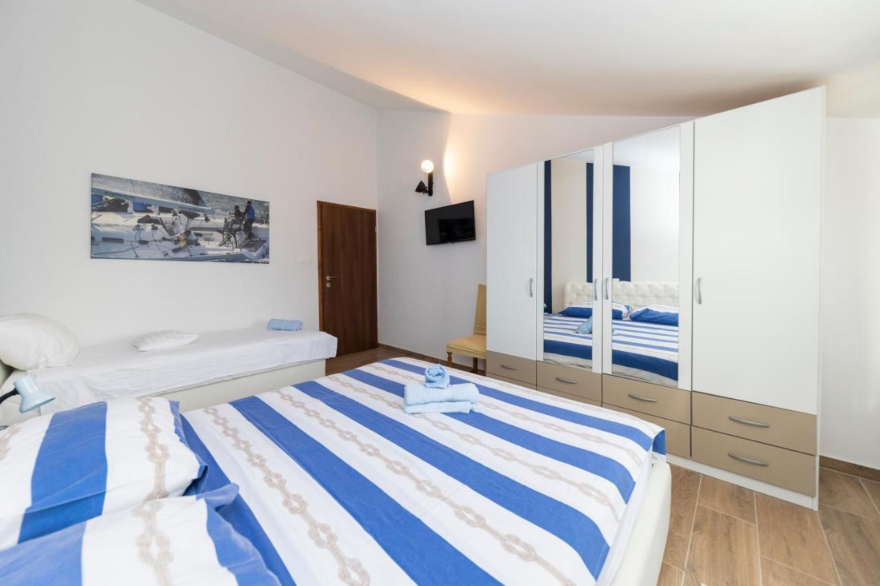Apartman Lana Biograd Na Moru Buitenkant foto