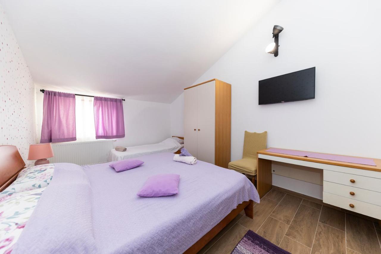 Apartman Lana Biograd Na Moru Buitenkant foto