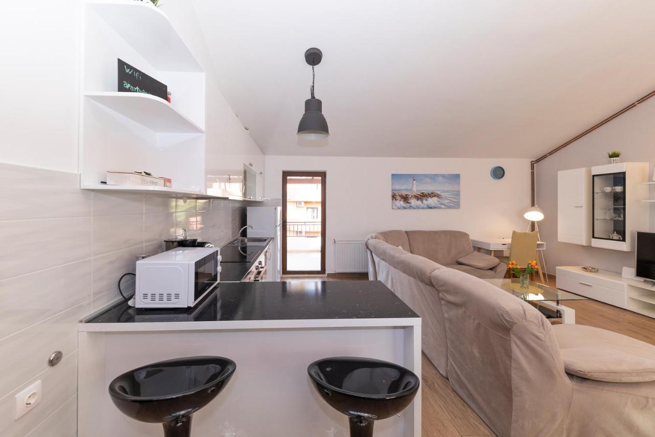 Apartman Lana Biograd Na Moru Buitenkant foto