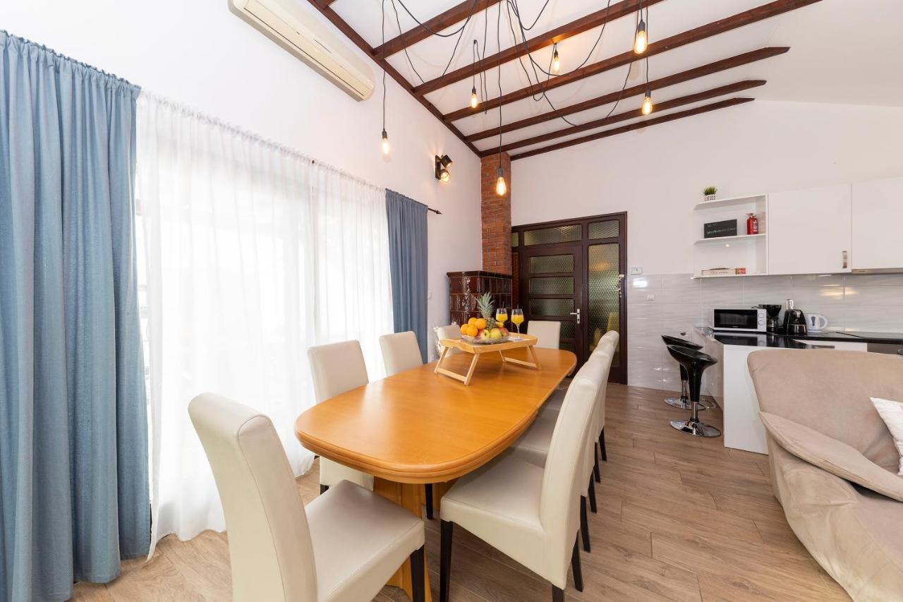 Apartman Lana Biograd Na Moru Buitenkant foto