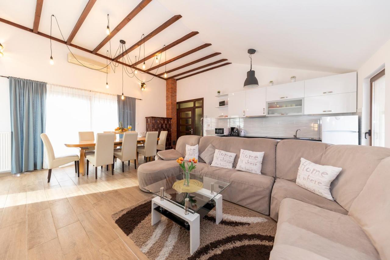 Apartman Lana Biograd Na Moru Buitenkant foto