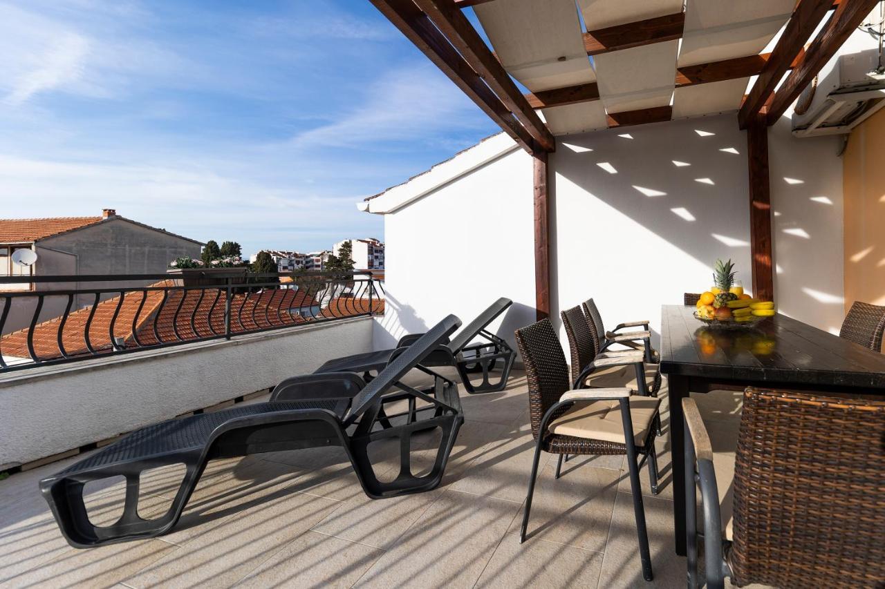 Apartman Lana Biograd Na Moru Buitenkant foto